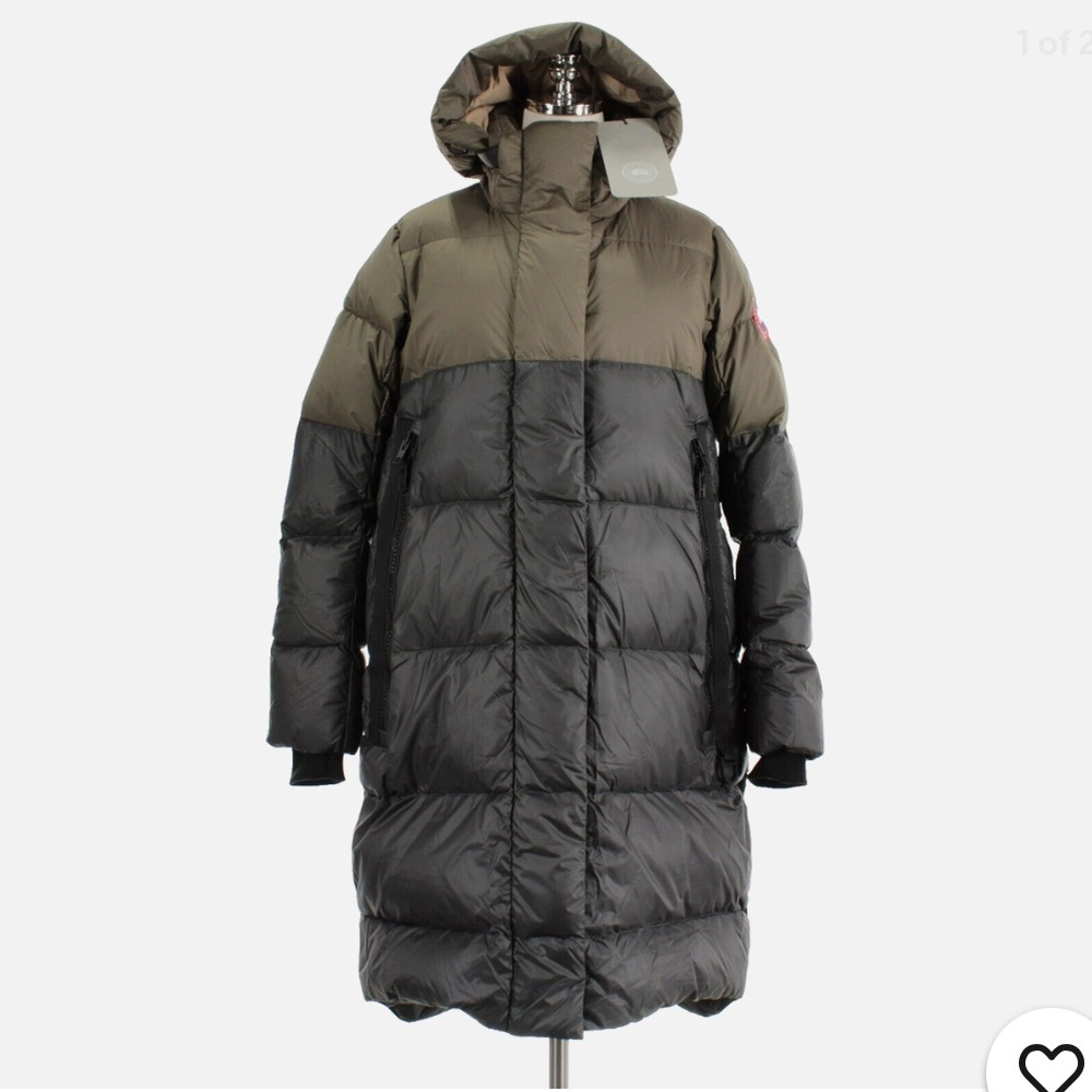 NWT Small Byward Parka - Military Green